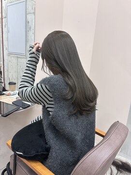 ノイ(noii) オリーブカラー/艶髪/透明感カラー