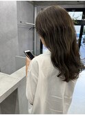 オリーブグレー