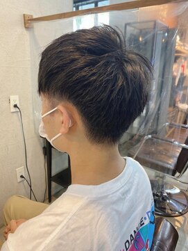 クレメント サロン ブル(Clement Salon Bull) 【松戸BULL】スッキリとツーブロックスタイル