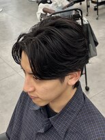 オーバルバイアピッシュ(OVARL by apish) センターパート／フェザーパーマ/毛流れパーマ