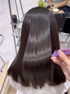 アッドバイケンジ(Add.. by KENJE) 縮毛矯正