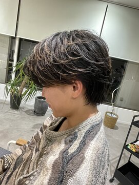 ヤテ(yate') フェザーショート