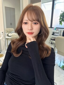 ノエラ(NOELA) お洒落な人は皆顔周りレイヤー入れてます!