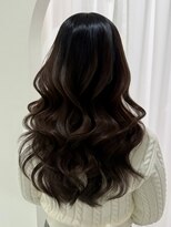 イルゴップ(ILGOP)&nbsp;立体感あふれる外巻きヘア