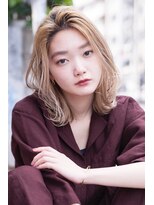 エイミー(Aimee)&nbsp;Aimee 伸ばしかけレイヤーボブ×シアーブロンド