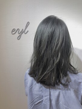 エイル 西梅田(eyl) 暗髪透け感ブルージュ