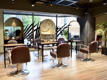 メンズサロン OXA by HOMME HAIR 水道橋店【オキサ　バイ　オムヘアー】