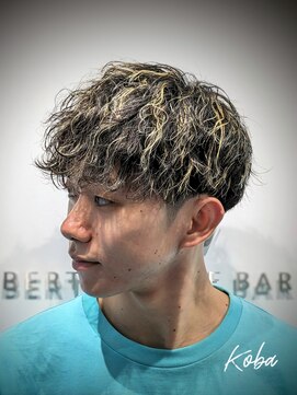 リバティシェアバーバー 銀座(LIBERTY SHARE BARBER) 波巻き&スパイラルミックスパーマ/刈り上げマッシュ