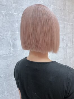 ザ ラブズ ラフズ ヘアー 本店(the loves laughs hair)の写真/《実力派スタイリスト在籍》ブリーチを使ったベースカラーで、あなたの理想のカラーを叶えます◇