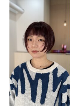 フルールデリズ(fleur de lis) **カシスレッド×似合わせショートボブ**