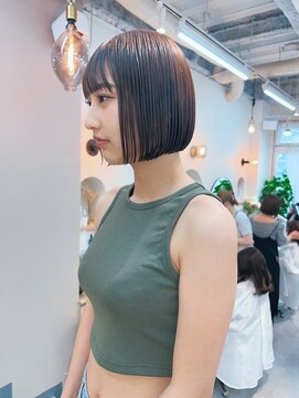 シビバイレボ(CIBI by revo) 地毛風カラー/ナチュラルレイヤーカット/ショートボブ[船橋]