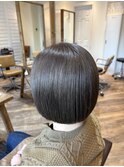 白髪ぼかしカラー×ミニボブ