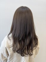 レア(Lea)&nbsp;オリーブグレージュ×レイヤーカット