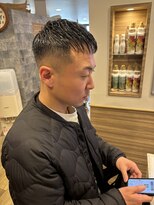 クロップスキンフェードアイロンパーマショートメンズワイルド