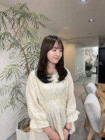 クム 横浜(qumu)&nbsp;【qumu】レイヤーカット×オリーブベージュ