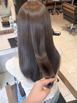 ヘアリゾート粋 ティガ 池袋店(tiga)&nbsp;モカブラウン/艶髪/ストレートロング