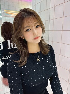 ロンドルーチェ 心斎橋(Lond luce) ダークアッシュ/ミディアムレイヤーカット［髪質改善/縮毛矯正］