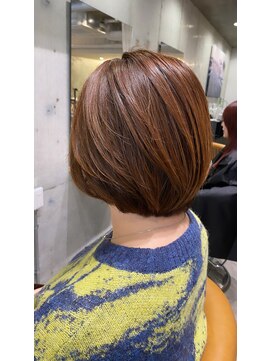 エッジ(EDGE) 丸みショートボブ×ハイライトベージュ