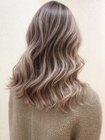 モルト 麻生(molt) 海外 韓国風 バレイヤージュ