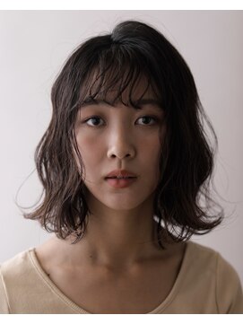 デイジー(daisy) ゆるふわくせ毛風小顔フェミニンボブ