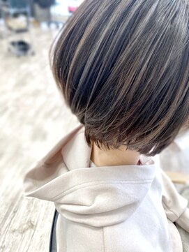 フレンズ 平岡店(friend's) 【札幌平岡　デザインカラー(ハイライト)】　藤原有貴