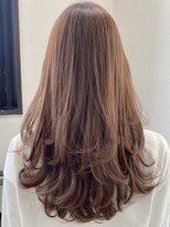 キラ 渋谷(KILLA)&nbsp;レイヤーカット　エアリーミディ　ベージュカラー　榎園由美