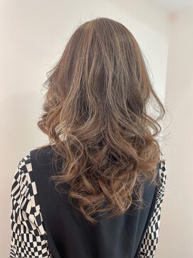 ビューティドレッセヤマノ 池袋パルコ(Beauty Dresse YAMANO) 【白髪ぼかし】ハイライト×ローライト