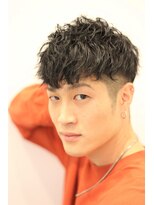 フランクスバーバー アンド ビアークラブ(FRANK'S BARBER and BEER CLUB)&nbsp;ツーブロックカットスペインカール I