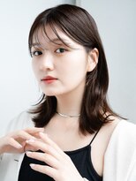 エインアンリー 表参道(AIN.ANLY.)&nbsp;薄めバングフェイスレイヤーハッシュカット鎖骨ミディアムボブ