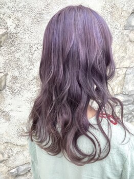 ブレスオブヘアーの写真/透明感のあるカラーから明るめカラーまで、ご要望に合わせてあなたに似合うカラーリングをご提案します☆