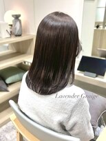 ラベスト キョウト(LOVEST)&nbsp;ラベンダーグレージュ × ワンカールでまとまるミディアム