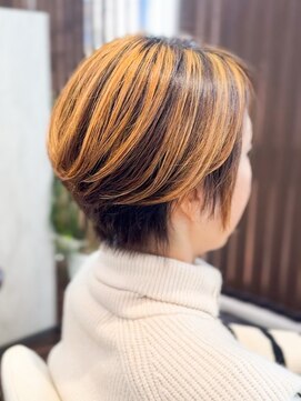 アトリエアルシュ(atelier ARCHE) 似合わせショート,ハイライト,白髪ぼかしカラー