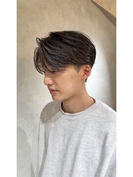 ニコ トウキョウ ヨコハマ(nico) センターパートニュアンスパーマメンズカットカルマパーマ