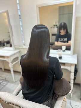 シシ 大宮(She 2.) 髪質改善/縮毛矯正/髪質改善ストレート/トリートメント/ボブ
