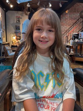 アントルポ(entrepot) Cut and Styling