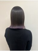 パープル裾カラーで上品な差し色