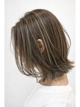 名東区　ハイライト　白髪ぼかし　透明感カラー　ミルクティー