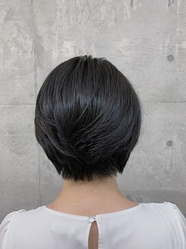 メル ヨコハマ(MeL) 大人かわいい20代30代40代暗髪前下がり小顔ボブショート横浜