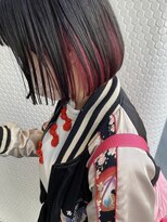 エル(EL by green)&nbsp;(akiko)前下がりショート×ピンク