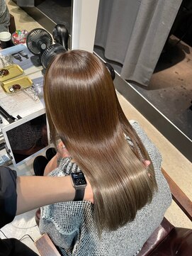 ロイス 神宮前(ROIS) 透明感ベージュカラー/ダブルカラー/ケアブリーチ[表参道駅]