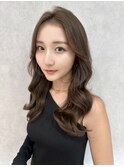 簡単スタイリングヘアセンターパートゆるふわロングハイレイヤー