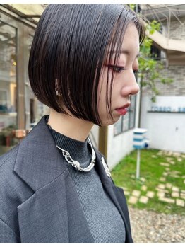 ロッソサンテ(rosso sante)の写真/-甘くないモードスタイルで、あなたの魅力を最大限に引き出します。大人女性の為の上質サロンがここに-