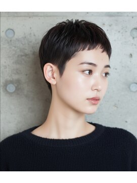 ソラ(sora) 大人のショート 黒髪