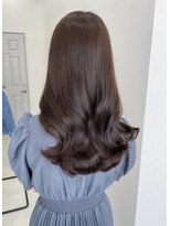 リス バイ ソヨン(Lis by SOYON)&nbsp;黒髪/オリーブグレー/小顔/レイヤーカット/黒髪ロング/韓国ヘア