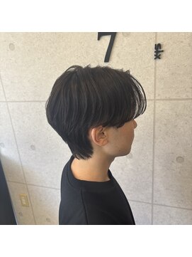 刈り上げないセンターパート×ニュアンスパーマ