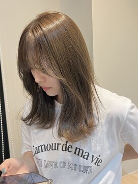 ザックジングウ 表参道(ZACC JINGU) ベージュカラー/ミディアムレイヤー/ブリーチなしカラー