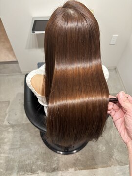 ロク(Ro9) プレミアム美髪矯正＋カット