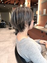 カルマ(KARMA)&nbsp;オトナ美人バレイヤージュショート☆