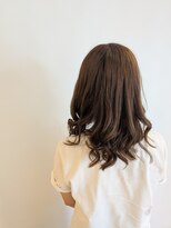 クララ トヨハシ(CLALA Toyohashi) ミルクティーベージュ系の柔らかいカラー