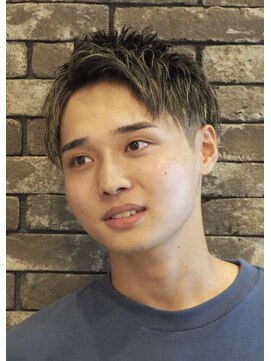 リル(LiLe) アップバング ショート シルバーメッシュ